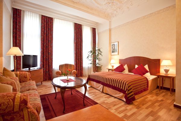 Kult-Hotel Auberge (Berlin)